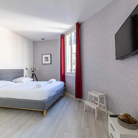 Magnificent Flat - 66m2 Rue Meynadier - 2br6p Διαμέρισμα