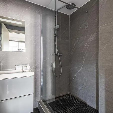 Magnificent Flat - 66m2 Rue Meynadier - 2br6p Κάννες